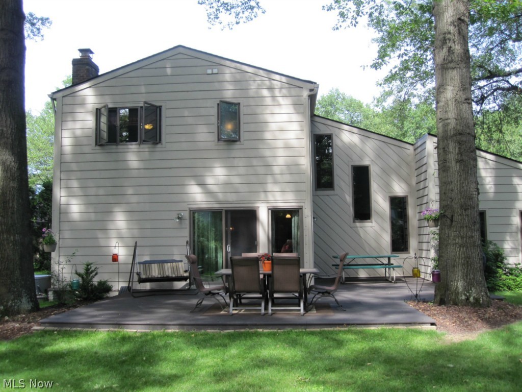 James Realty - Residential