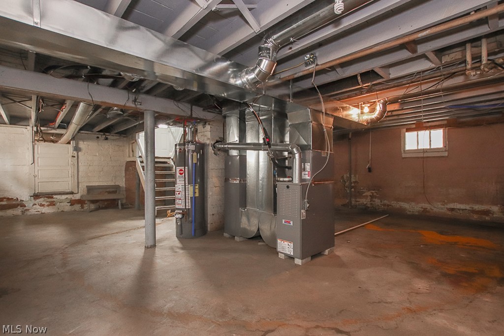 Tuxedo Farms - Residential Lease