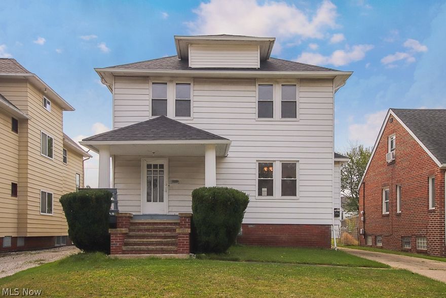 1807 Wexford Ave 1/DN, Parma - Updated 2 Bed 1 Bath DOWN Unit in 2-Family Home!

$800 rent / $800 deposit
$20 application fee per adult
1 pet 15-20 lbs okay 
NO CMHA / NO SEC 8 / NO SMOKING
1 time $49 non-refundable set up fee paid at lease signing

All applicants are required to fill out a PetScreening application, found on our website directly on the application before being processed. Even if you have NO pets - this application must be filled out. One time, non-refundable pet fee of $200-300 per animal applies to all pets & must be paid prior to or when you pay your first month rent. (No fee for qualified assistance animals).

This updated DOWN unit in a Parma duplex offers a really lovely home! The home features a living room, large dining room and a spacious kitchen with lots of counter and cabinet space. There are 2 bedrooms, each with their own closets, and a full bath with vanity, storage shelves and tub. Plus, there is central air, 1 space in the 2 car detached garag