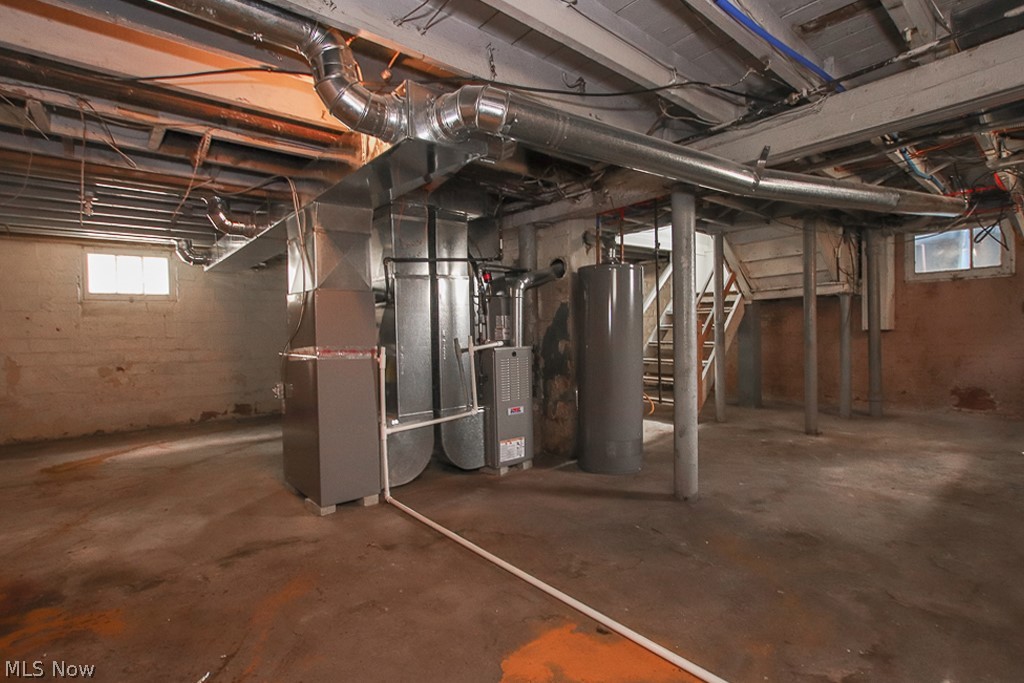 Tuxedo Farms - Residential Lease