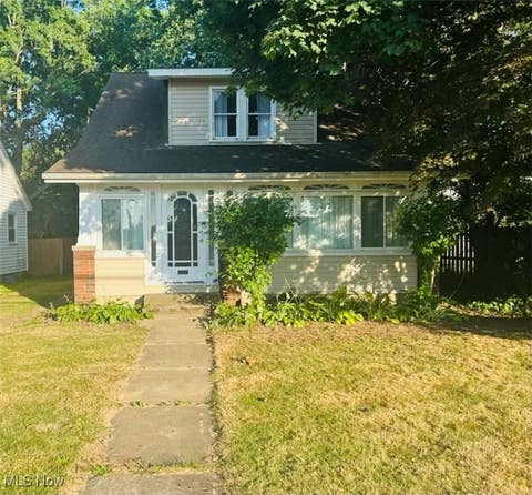 Photo for 591 W Jackson Street