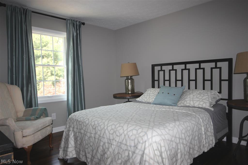 Foxchase Hills - Residential