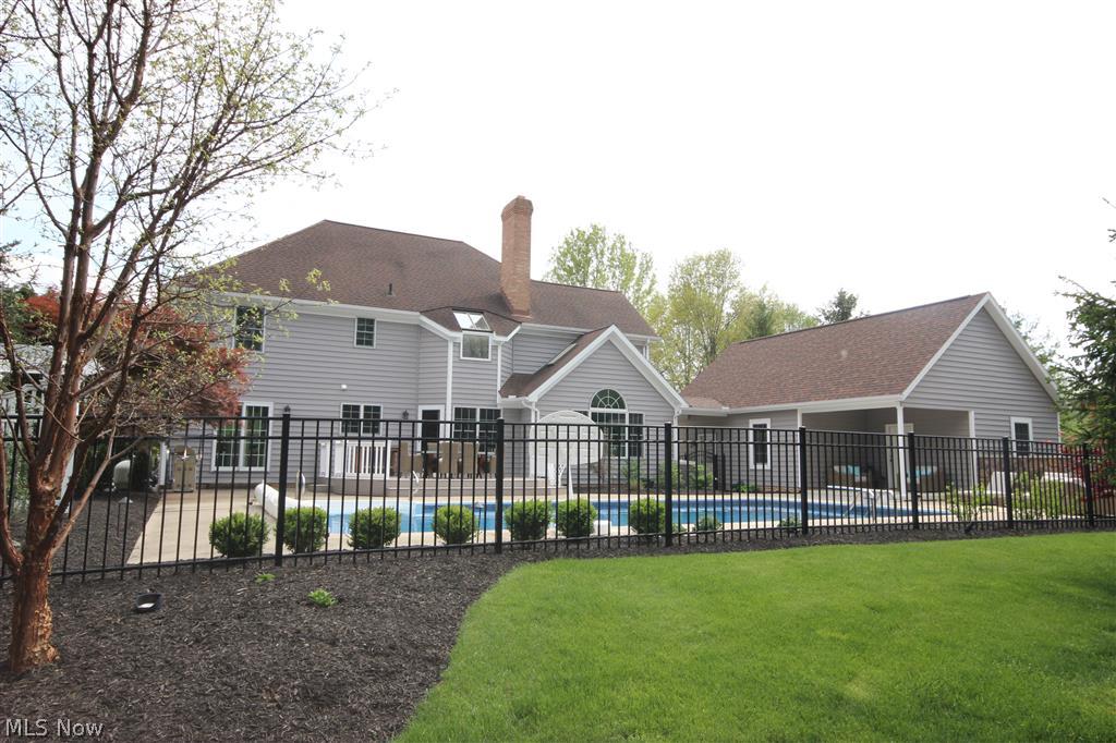 Foxchase Hills - Residential