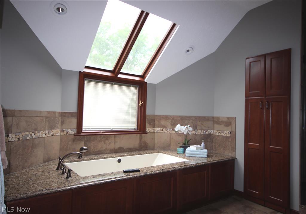 Foxchase Hills - Residential