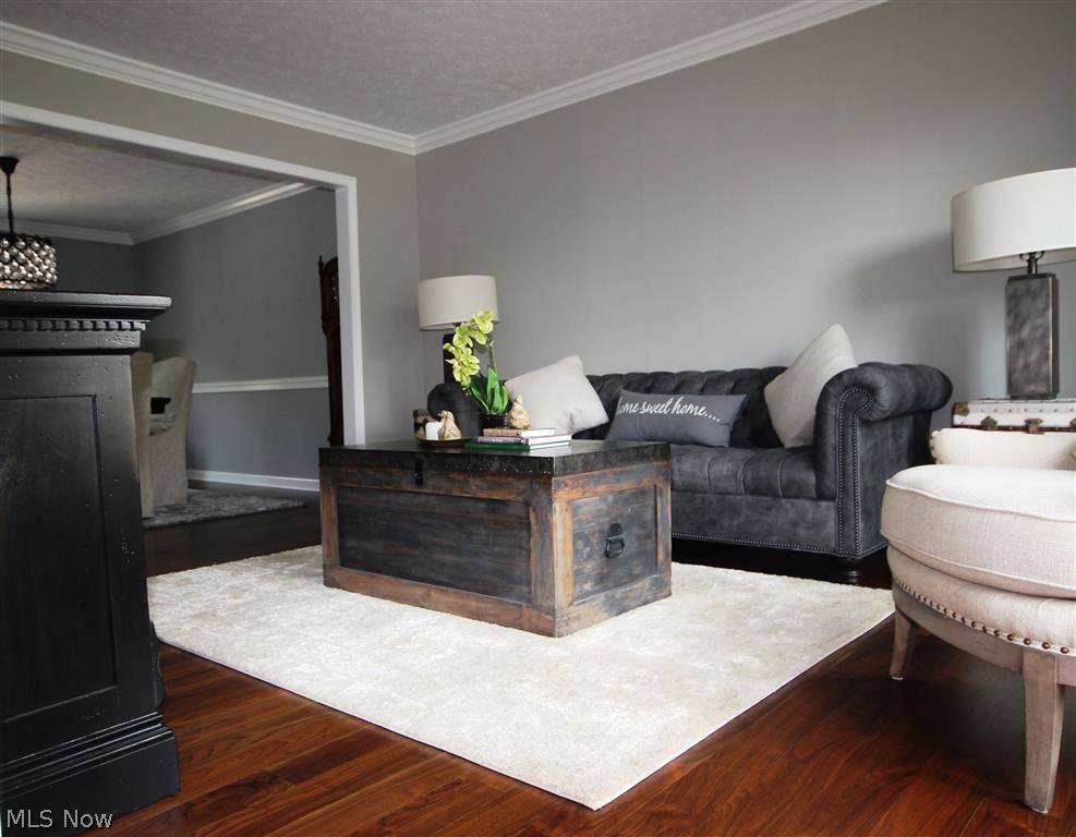 Foxchase Hills - Residential