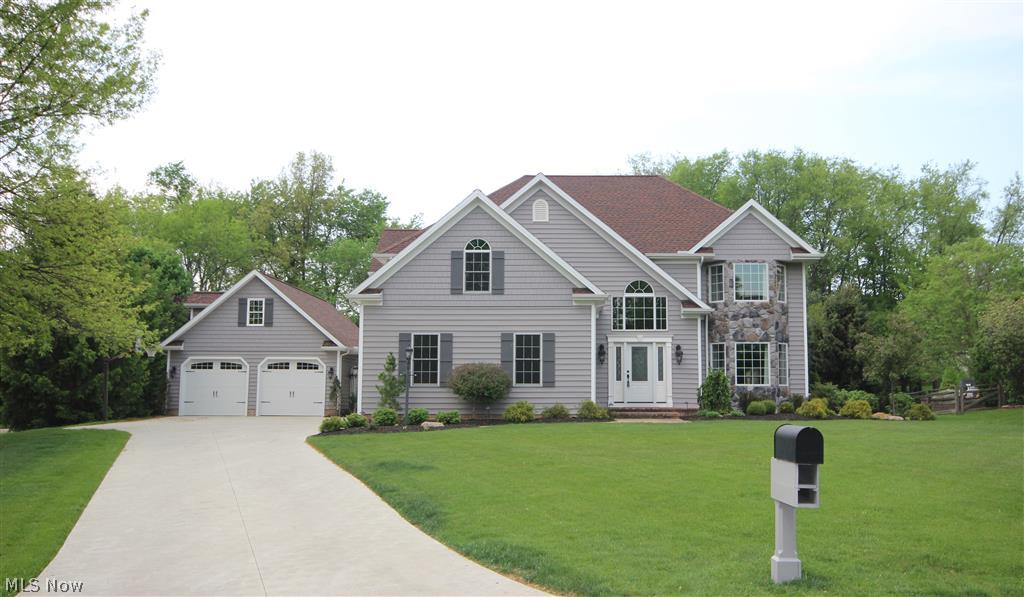 Foxchase Hills - Residential