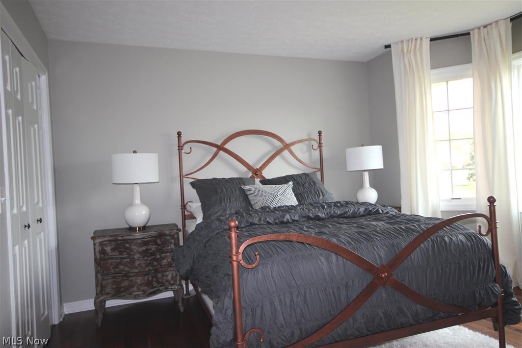 Foxchase Hills - Residential