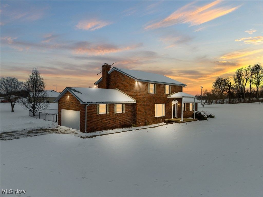 Photo of 45990 Country Lake Drive, St Clairsville, OH 43950 (MLS # 5184972)