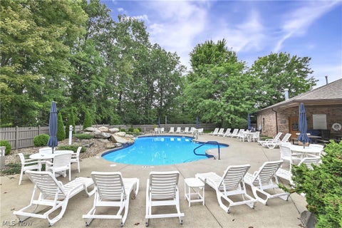Tiny photo for 2870 Shakespeare Lane, Avon, OH 44011 (MLS # 5237994)