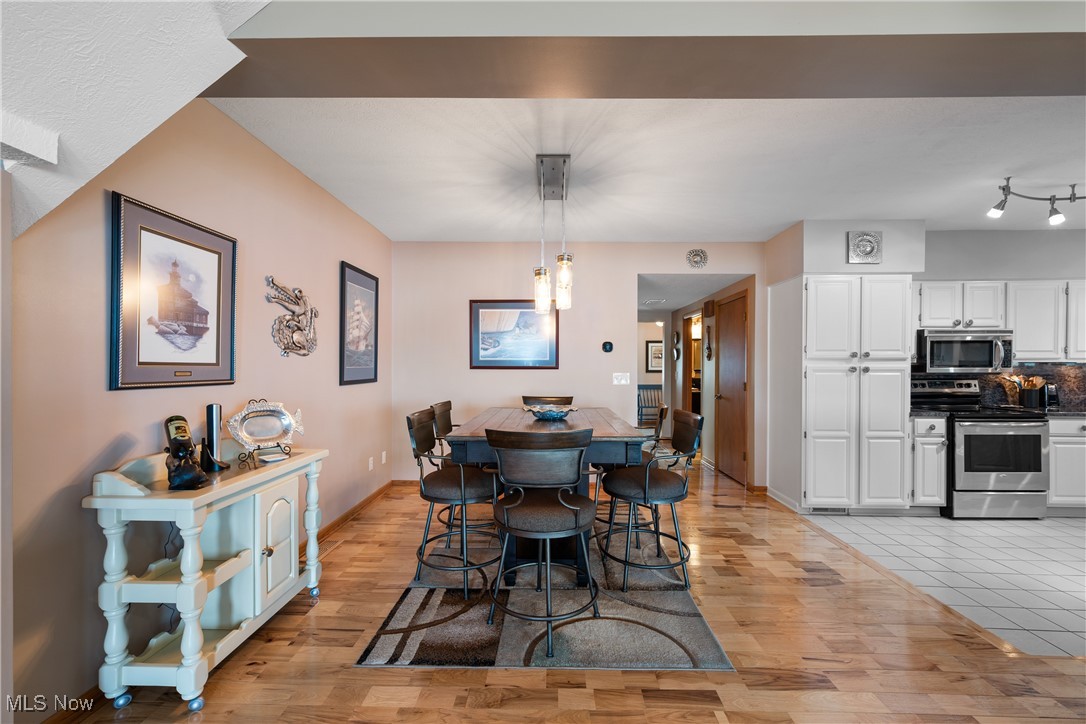 Caston - Residential