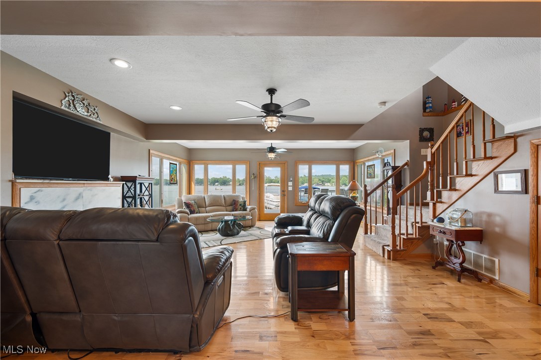 Caston - Residential