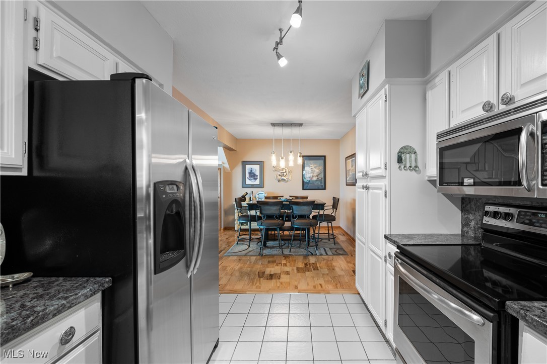 Caston - Residential