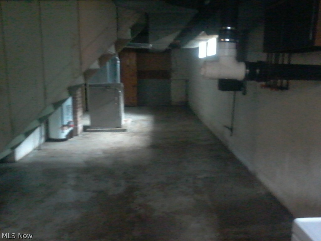 Zane R & Virjean Tollis Falls - Residential