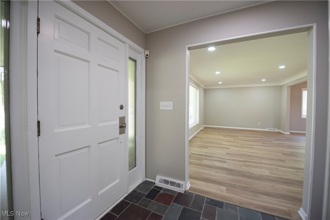 10015 Vista Drive, North Royalton, Ohio image 7
