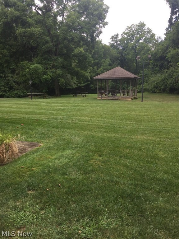 Brecksville West Condo - Residential