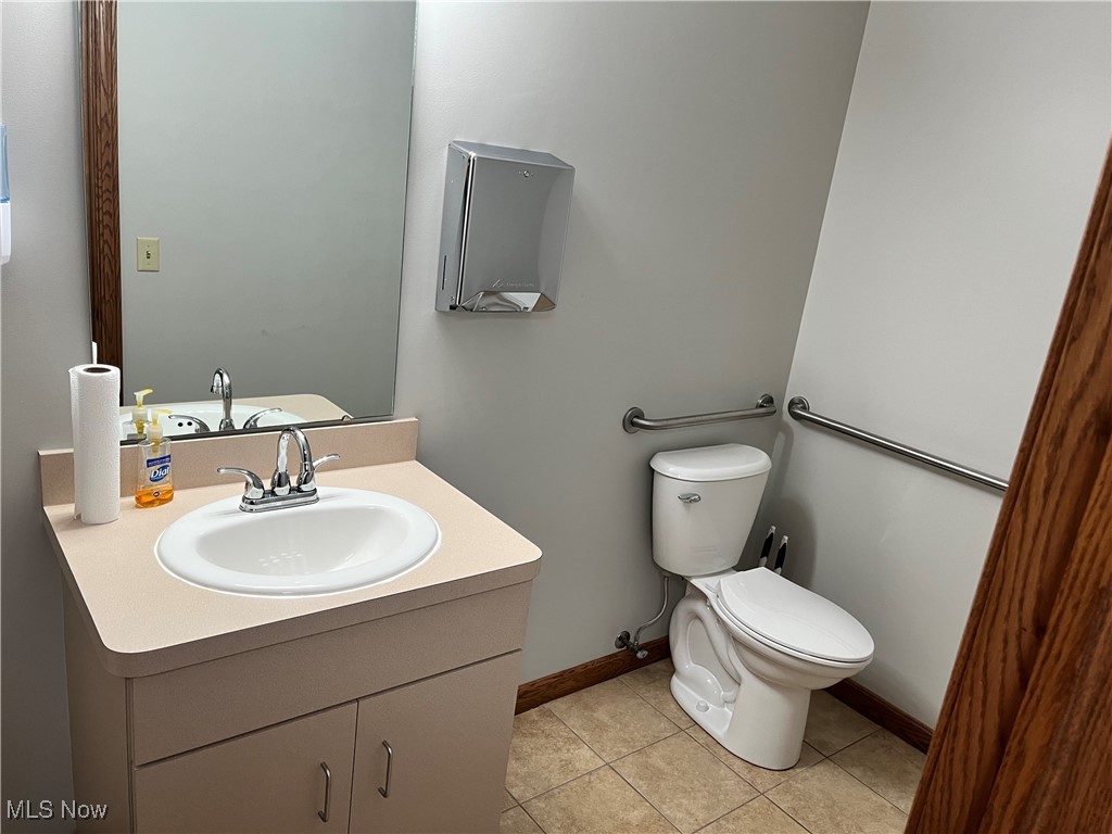 Chesterland Estates - Commercial Lease