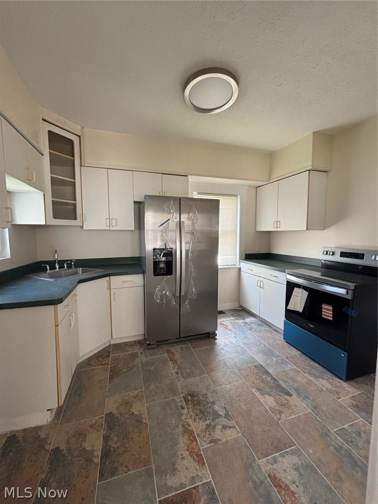 3120 Saratoga Avenue