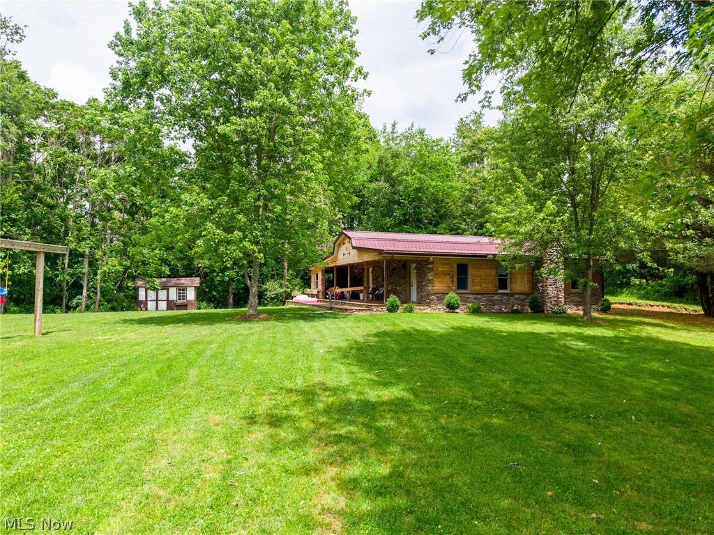 Photo of 74333 Irish Ridge Road, Kimbolton, OH 43749 (MLS # 5221293)