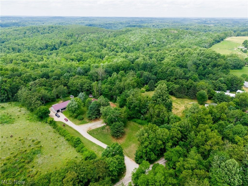 Photo of 74333 Irish Ridge Road, Kimbolton, OH 43749 (MLS # 5221293)