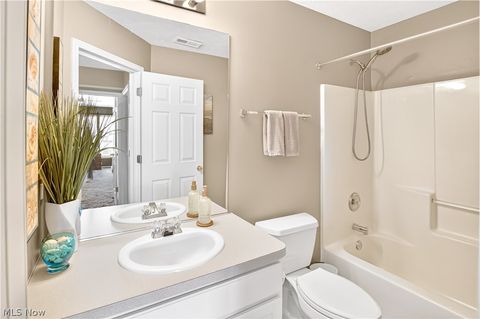 Tiny photo for 1557 N Yorkshire Drive, Broadview Heights, OH 44147 (MLS # 5203091)