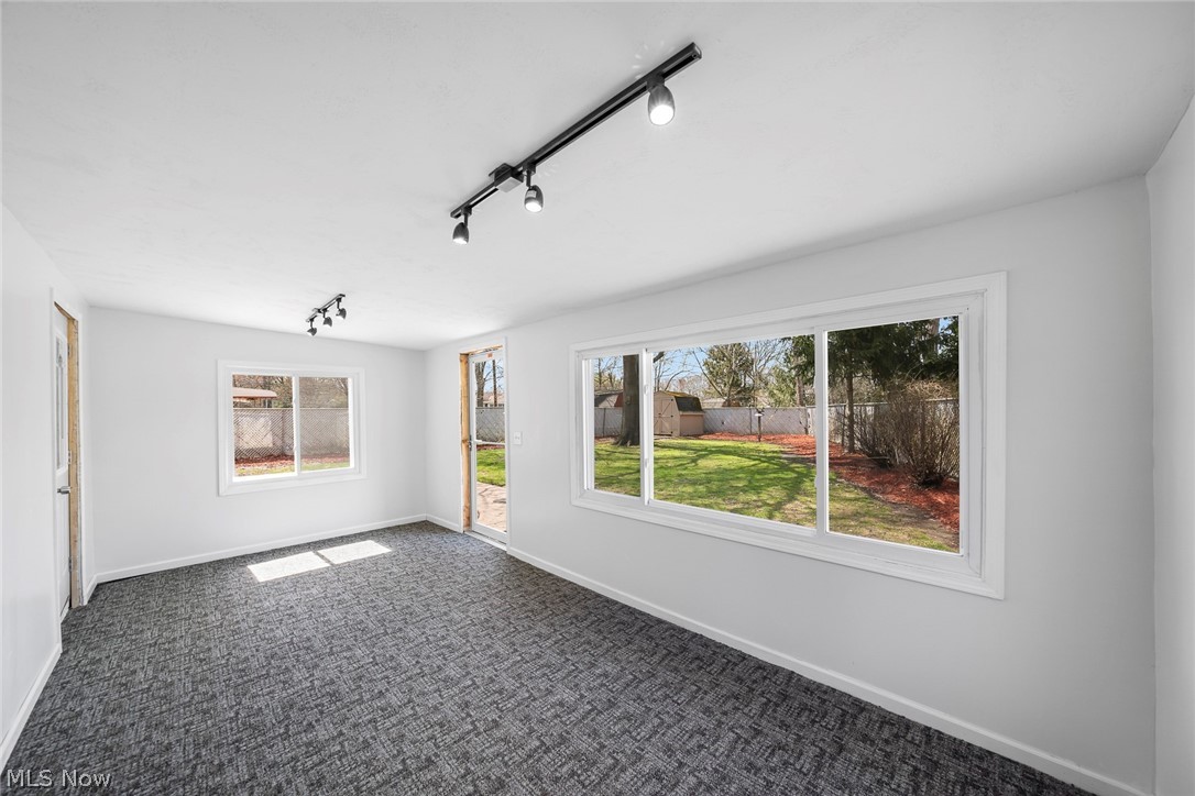 Shawnee Lake - Residential