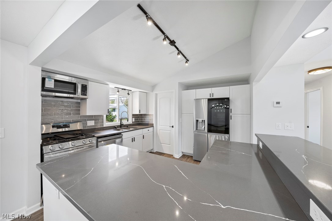 Shawnee Lake - Residential