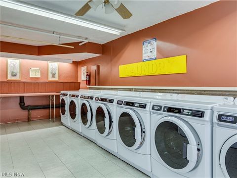 Tiny photo for 2331 E Market Street #318, Akron, OH 44312 (MLS # 5205575)