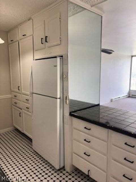 Tiny photo for 2331 E Market Street #318, Akron, OH 44312 (MLS # 5205575)