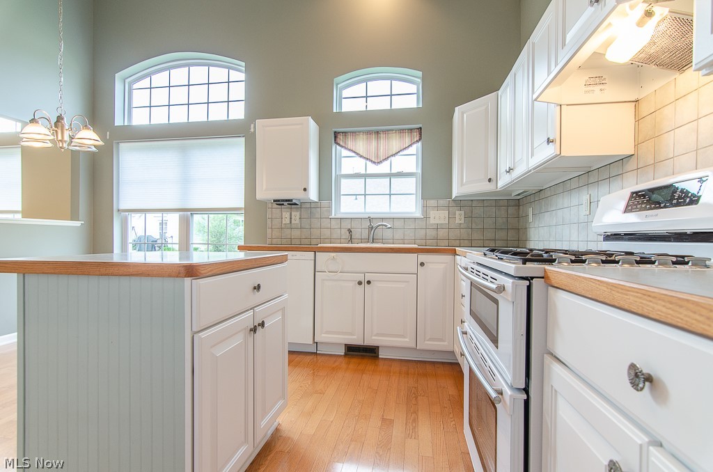 North Point at Hunters Crossing - Residential