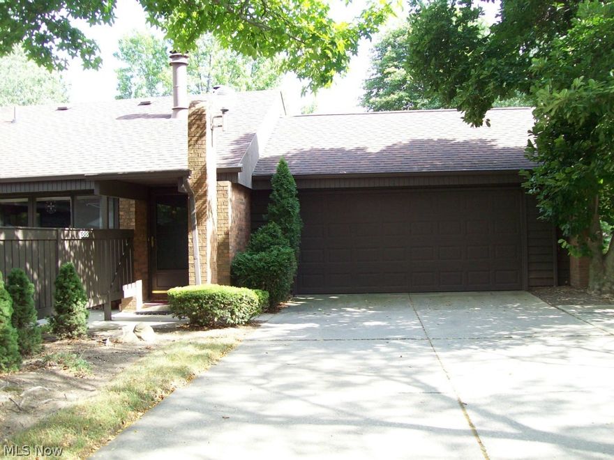 Very private setting with uses of pool and Tennis Courts. Includes 2 bedroom, 1.5 baths, a fireplace in the Living Room and 1 car attached garage with opener. Conveniently located to expressway and shopping. Call today to enjoy Condo living!