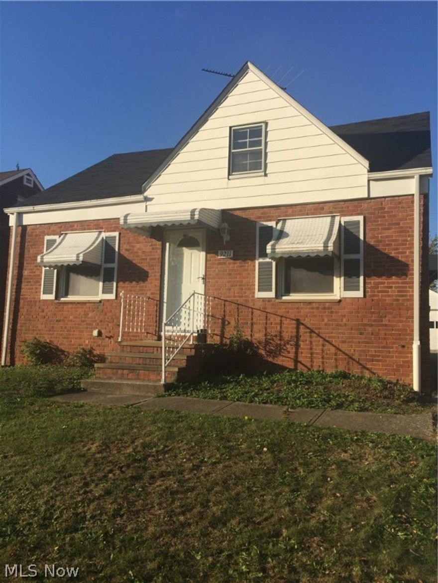 Great investor opportunity! This tenant occupied cape cod has plenty to offer. Current tenants pay $885 a month and have a lease through 11/30/2019. There is a large living room, eat-in kitchen, a sun roon, 2 bedrooms and the full bath all on the main floor. The upper floor offers a spacious 3rd bedroom. There is also central air, a detached 2 car garage and a partially finished basement. Add this home to your investment portfolio today! Buyer to assume POS.