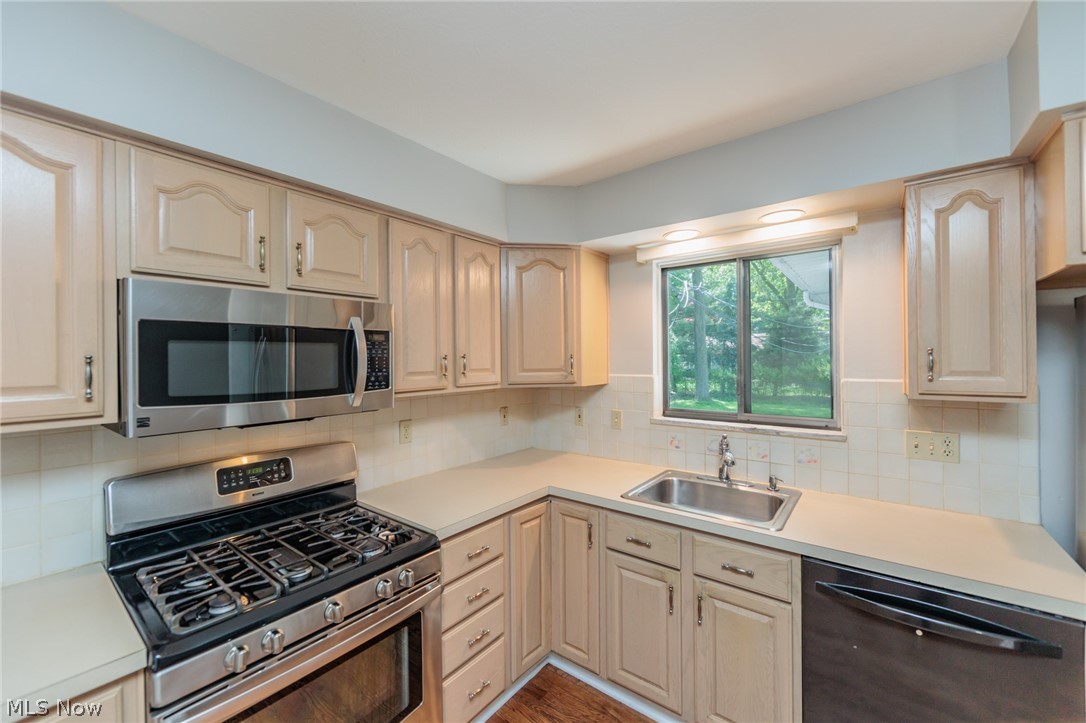 Sherwood Dev Co S - Residential