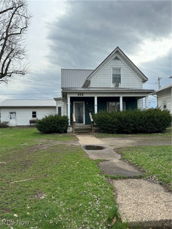 205 E Main Street, West Lafayette, Ohio image 1