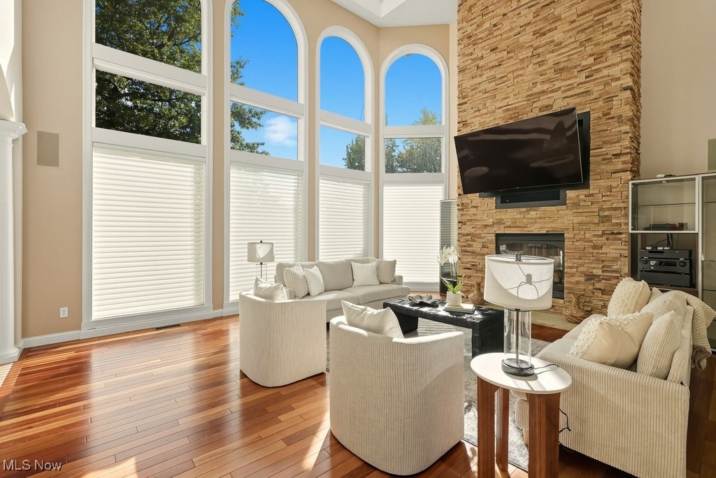 Highland Heights, Ohio 44143, United States, 4 Bedrooms Bedrooms, ,6 BathroomsBathrooms,Residential,Active,224510