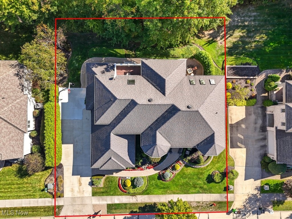 Highland Heights, Ohio 44143, United States, 4 Bedrooms Bedrooms, ,6 BathroomsBathrooms,Residential,Active,224510