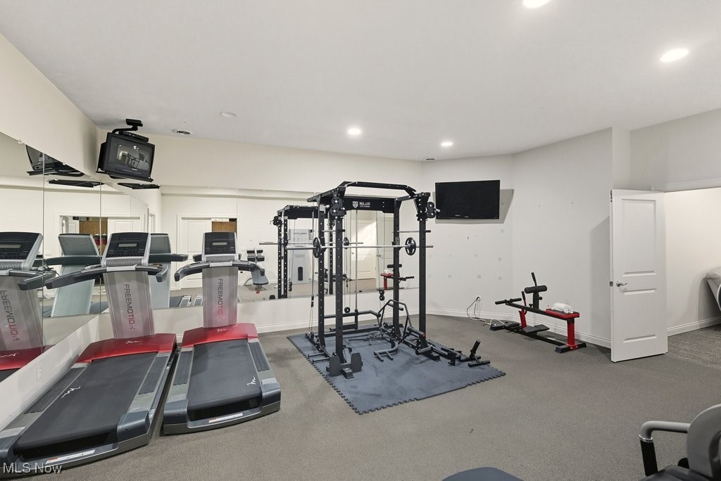 Highland Heights, Ohio 44143, United States, 4 Bedrooms Bedrooms, ,6 BathroomsBathrooms,Residential,Active,224510