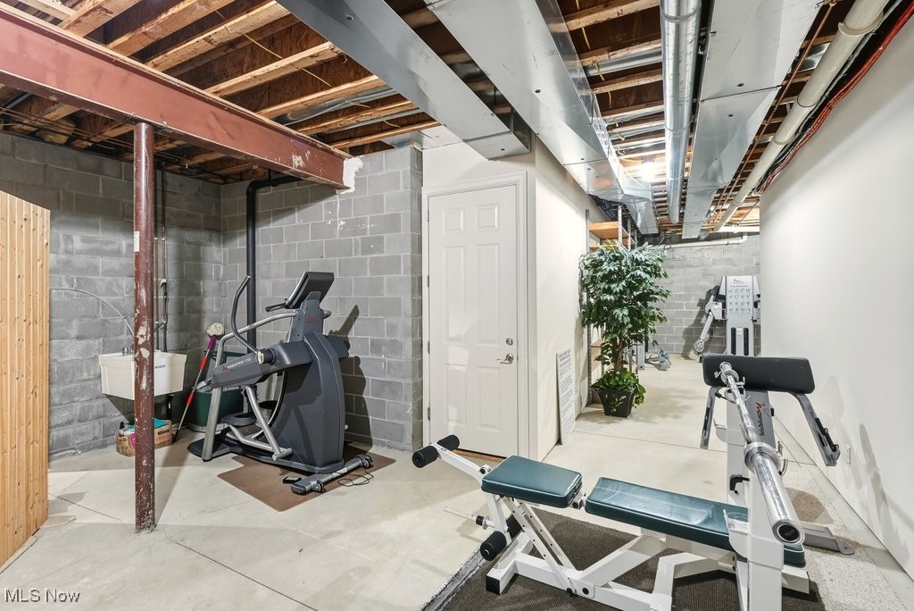 Highland Heights, Ohio 44143, United States, 4 Bedrooms Bedrooms, ,6 BathroomsBathrooms,Residential,Active,224510