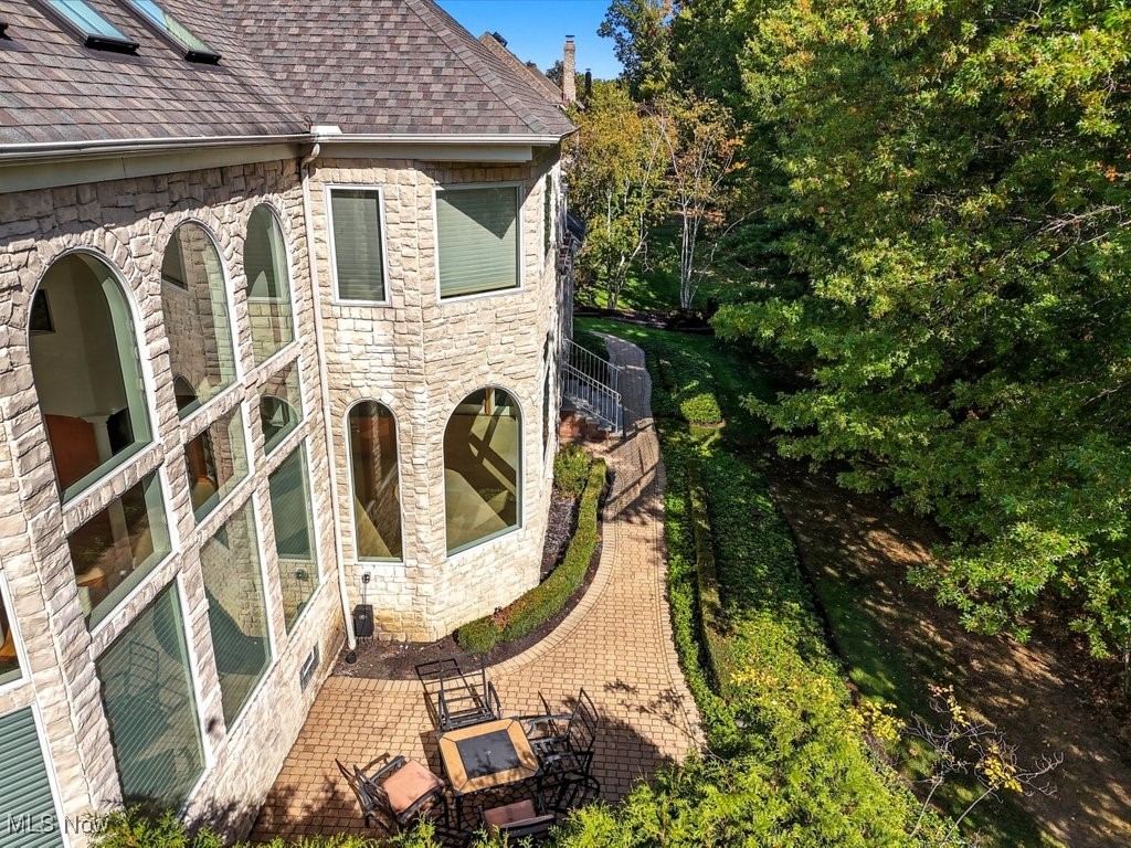 Highland Heights, Ohio 44143, United States, 4 Bedrooms Bedrooms, ,6 BathroomsBathrooms,Residential,Active,224510