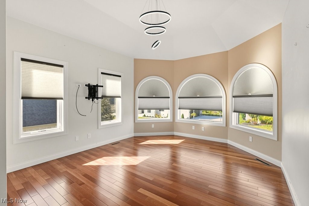 Highland Heights, Ohio 44143, United States, 4 Bedrooms Bedrooms, ,6 BathroomsBathrooms,Residential,Active,224510