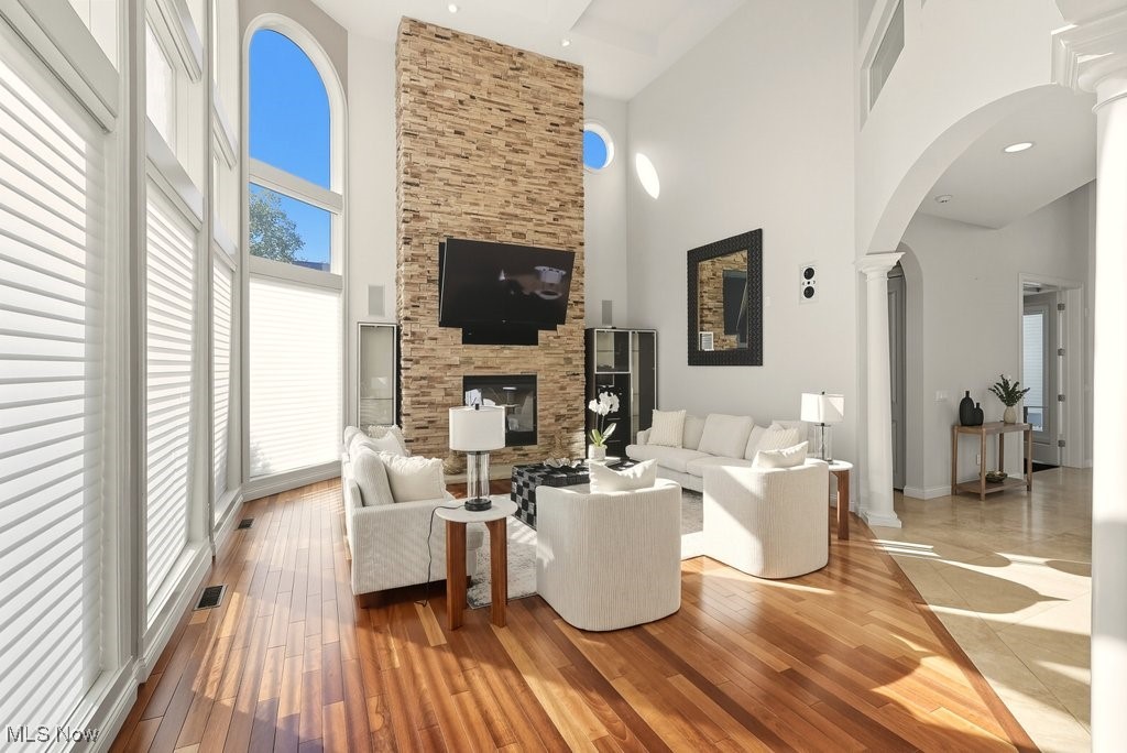 Highland Heights, Ohio 44143, United States, 4 Bedrooms Bedrooms, ,6 BathroomsBathrooms,Residential,Active,224510