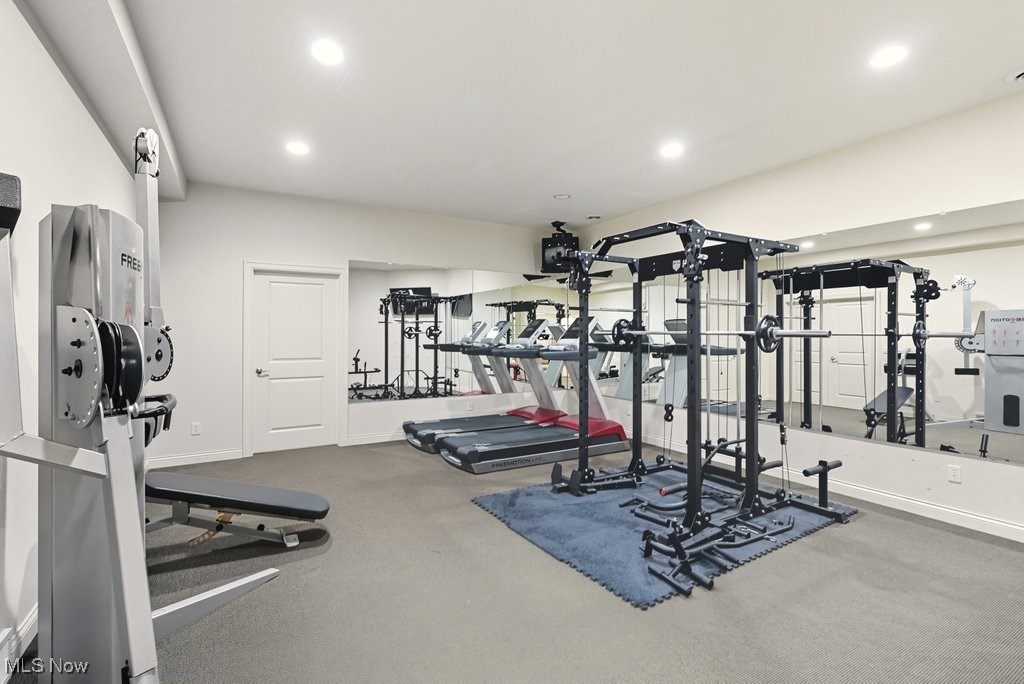 Highland Heights, Ohio 44143, United States, 4 Bedrooms Bedrooms, ,6 BathroomsBathrooms,Residential,Active,224510