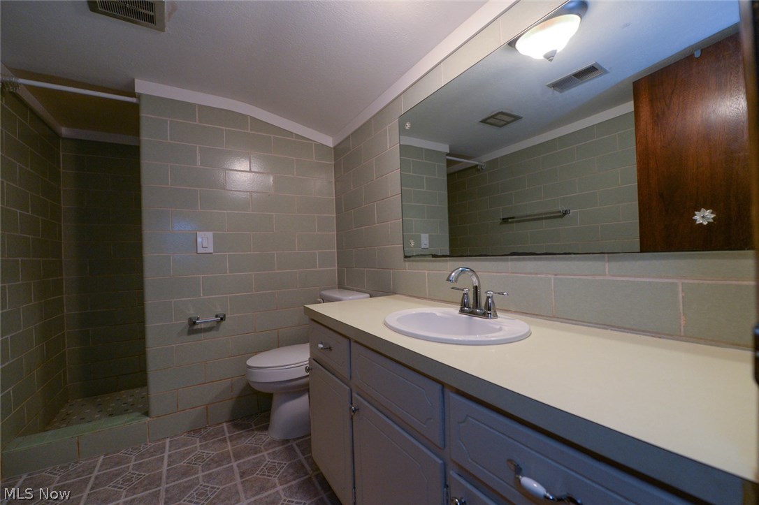 Tamarack Lake Estates - Residential