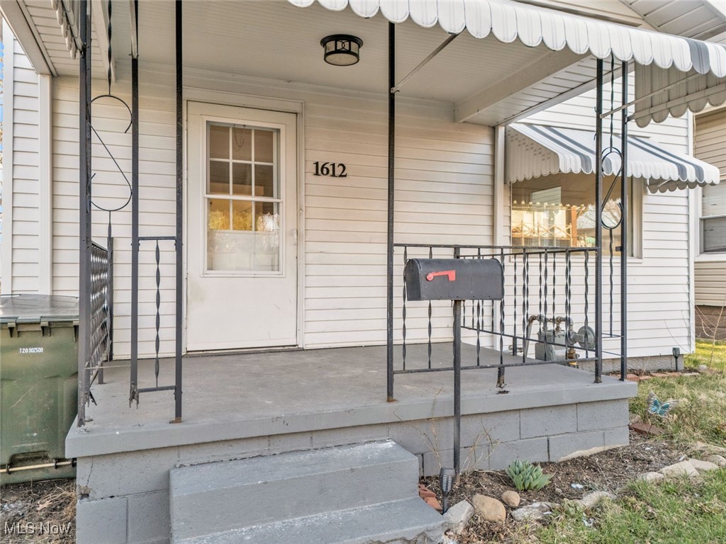 1612 Bedford Avenue, Canton, Ohio image 4
