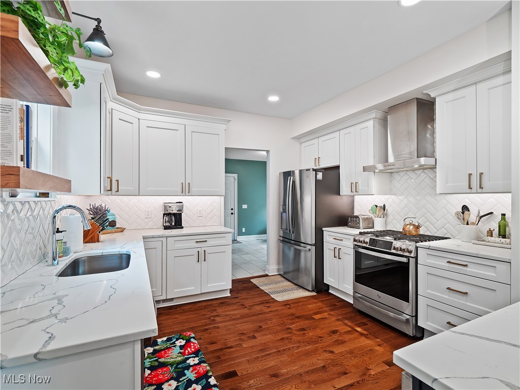 6213 W Clinton Avenue, Cleveland, Ohio image 17