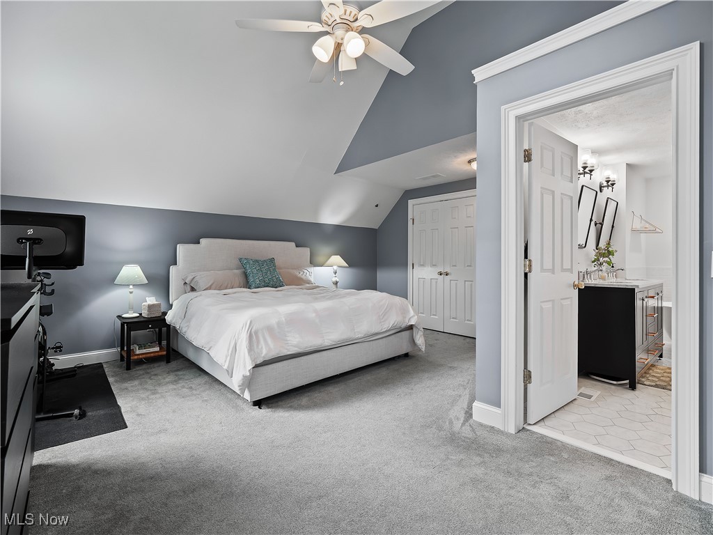 6213 W Clinton Avenue, Cleveland, Ohio image 24