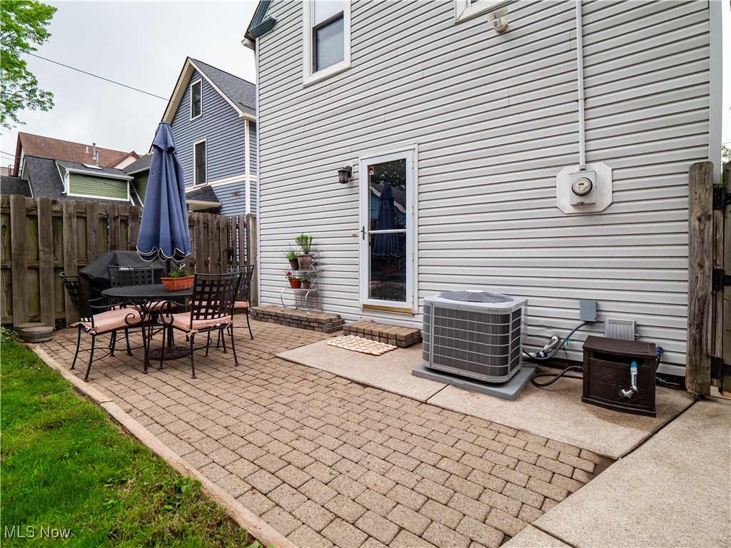 6213 W Clinton Avenue, Cleveland, Ohio image 39