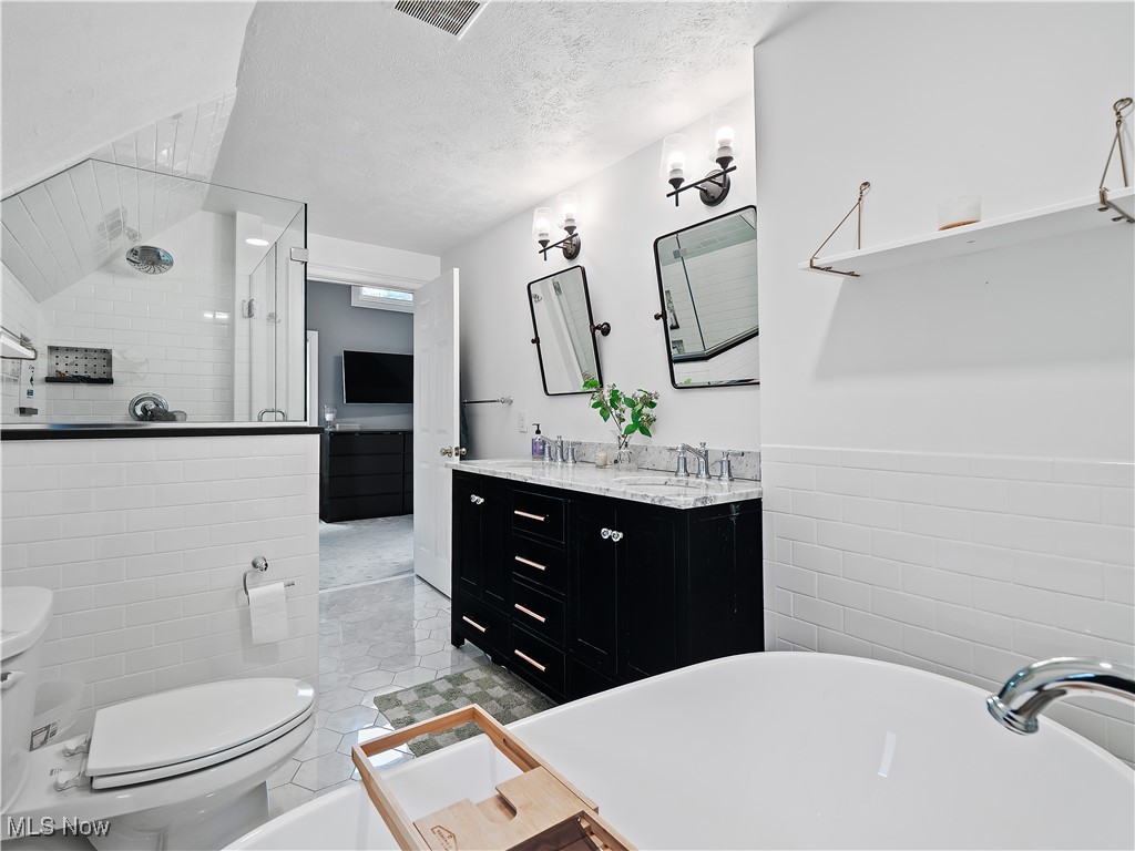 6213 W Clinton Avenue, Cleveland, Ohio image 29