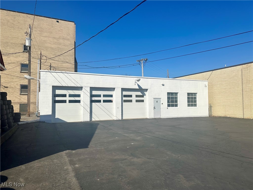 Niles City - Commercial Sale