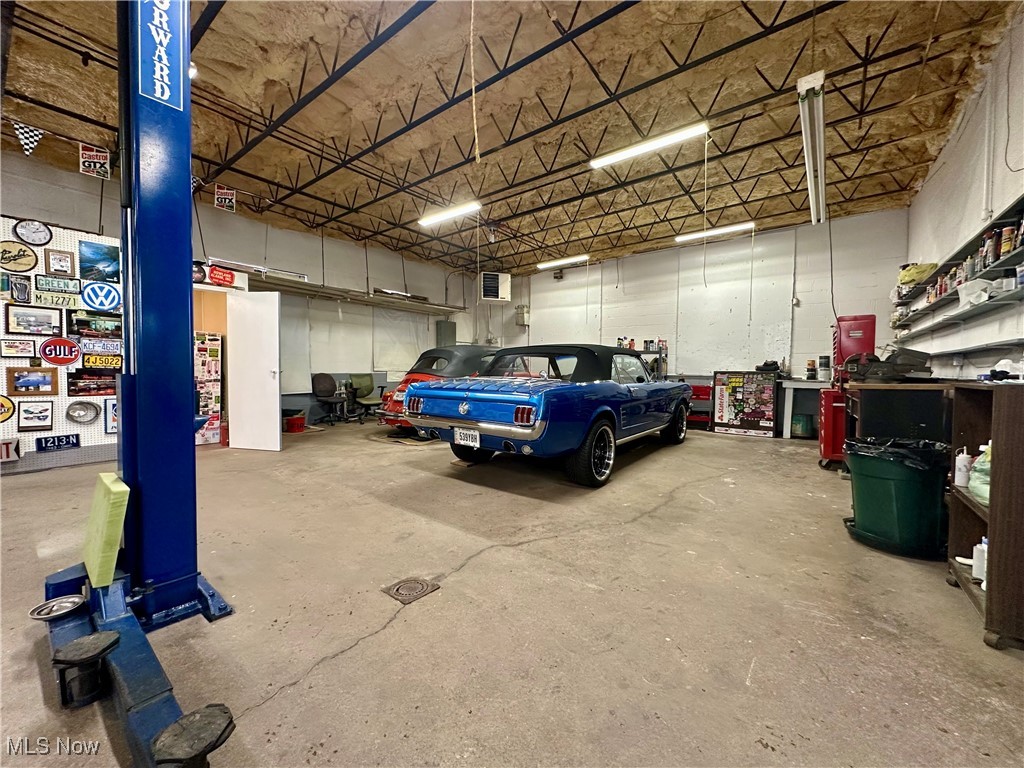 Niles City - Commercial Sale