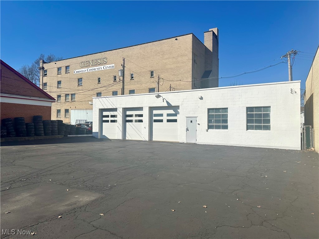 Niles City - Commercial Sale